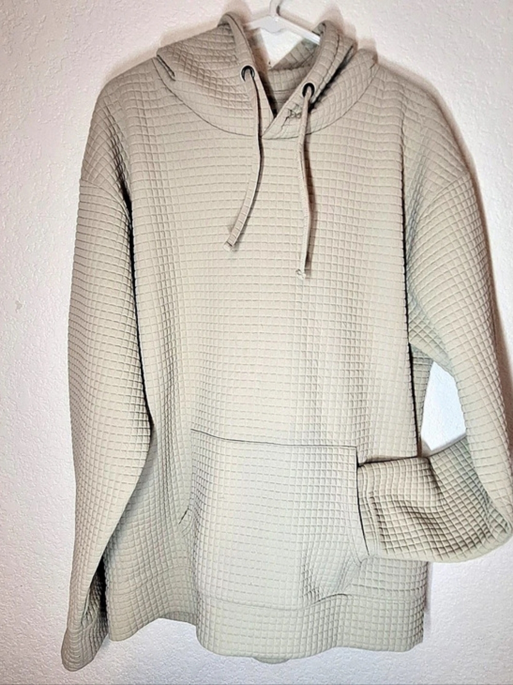 Toboggan Beige Quilted Grid Pullover Hoodie Cozy Sweatshirt Size XL
